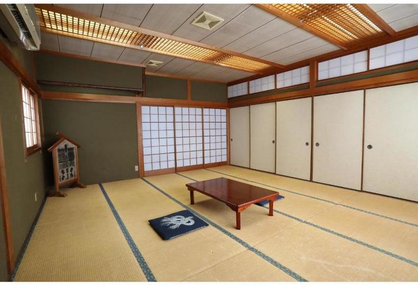 פנסיון Guesthouse Hikari