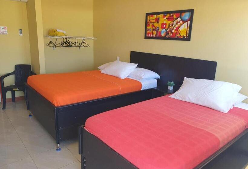 پانسیون Victoria S Gennie Bay Village Hostal