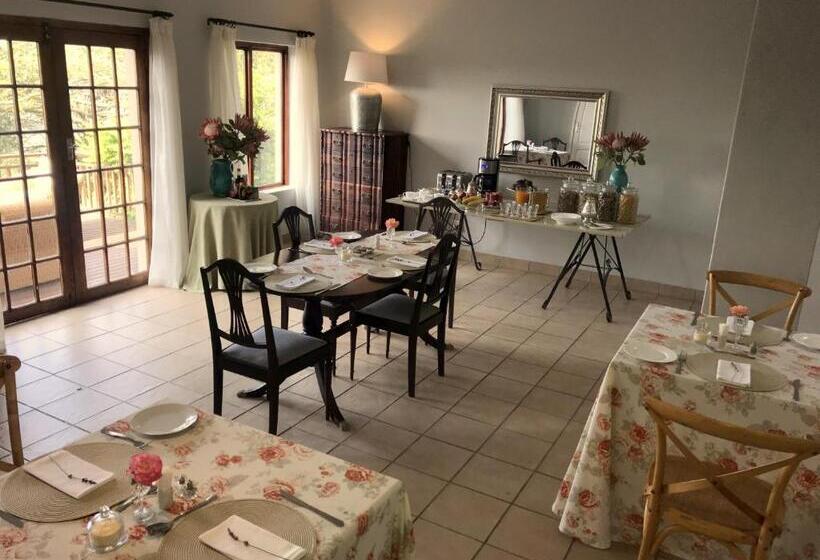 פנסיון A Kings View