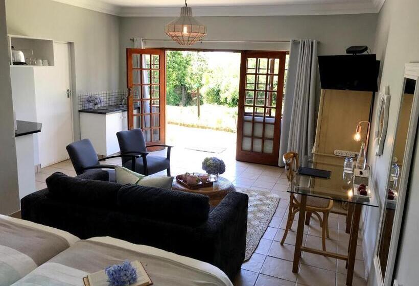 פנסיון A Kings View