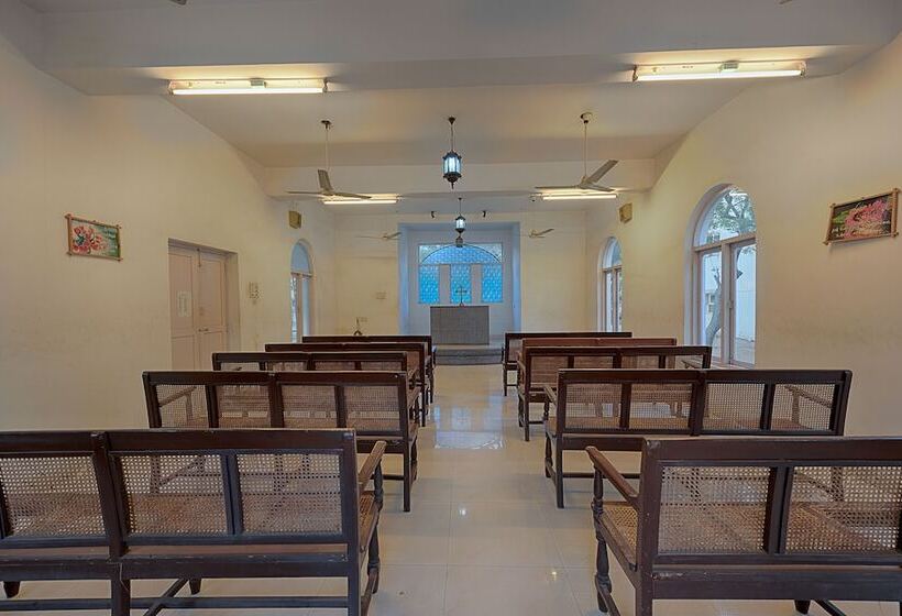 پانسیون Ywca International Guest House