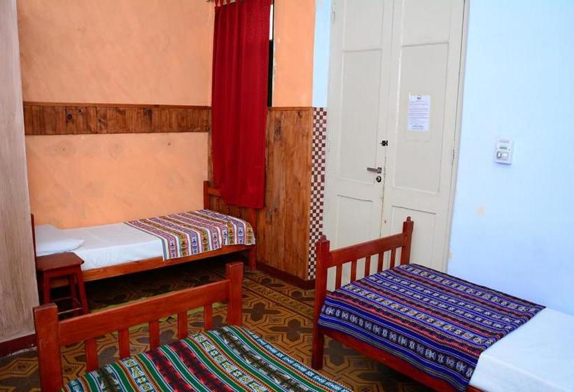 پانسیون Hostal Yatasto