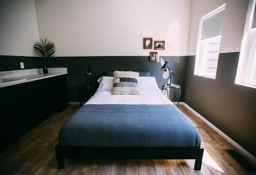 فندق صغير Noon On Sunset Hill