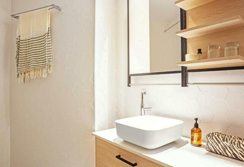 هتل Sunprime Protaras Beach   Adults Only