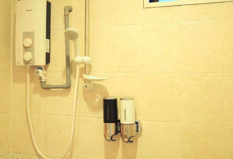 پانسیون Grayhaus Guest House