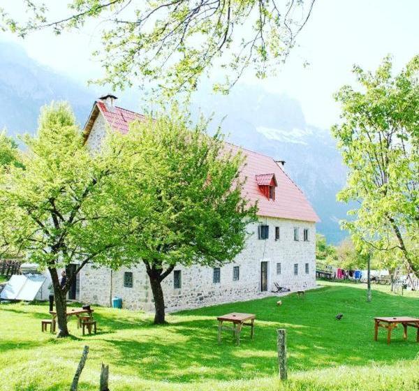 پانسیون Guesthouse Dritan Tethorja