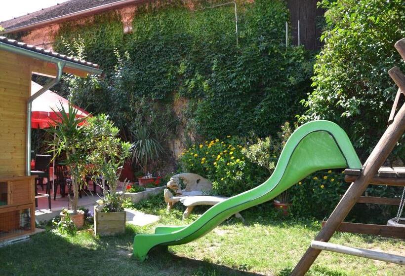 ユースホステル Gasthof Mandorfer