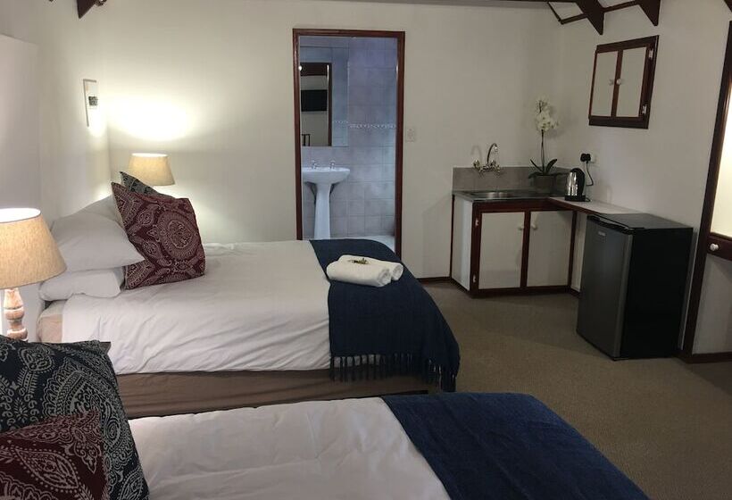 بنسيون Cuckoos Nest Guest House
