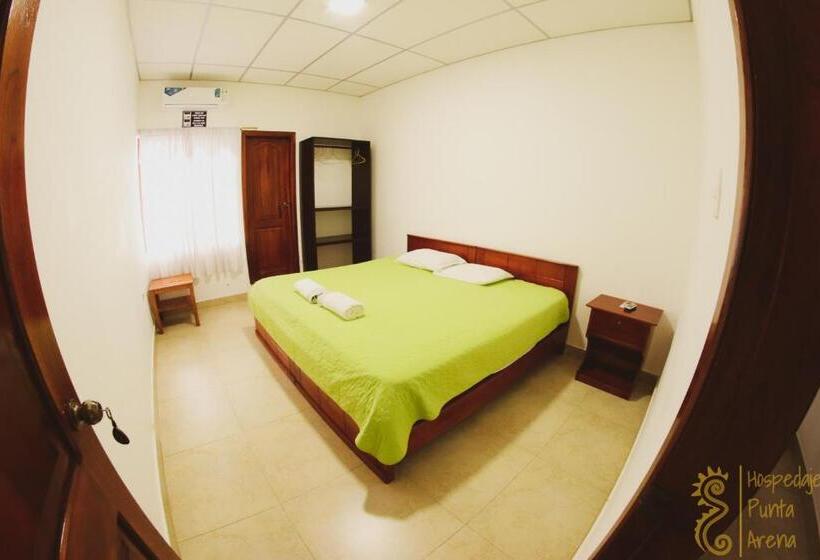 پانسیون Hostal Punta Arena