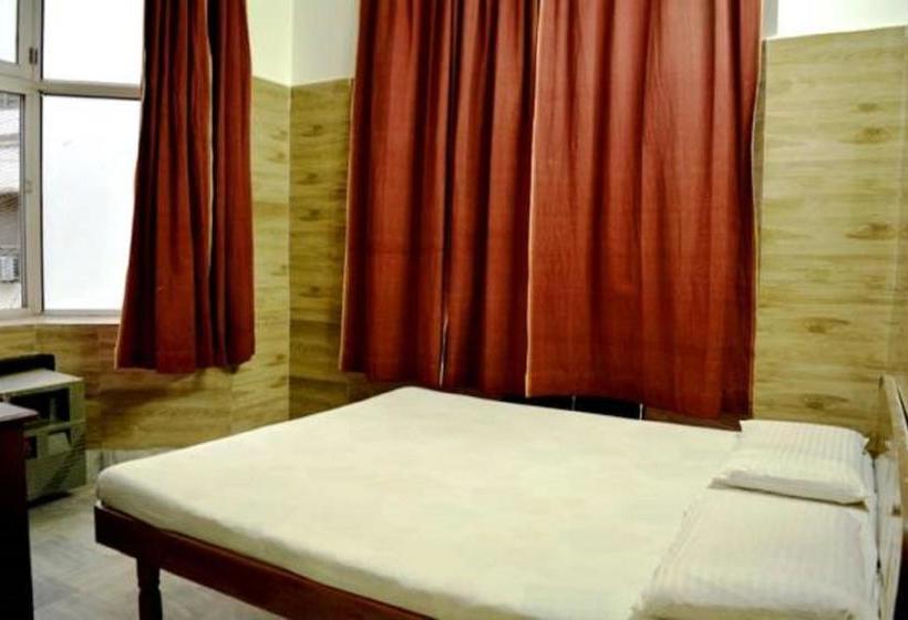 פנסיון Milap Mansion