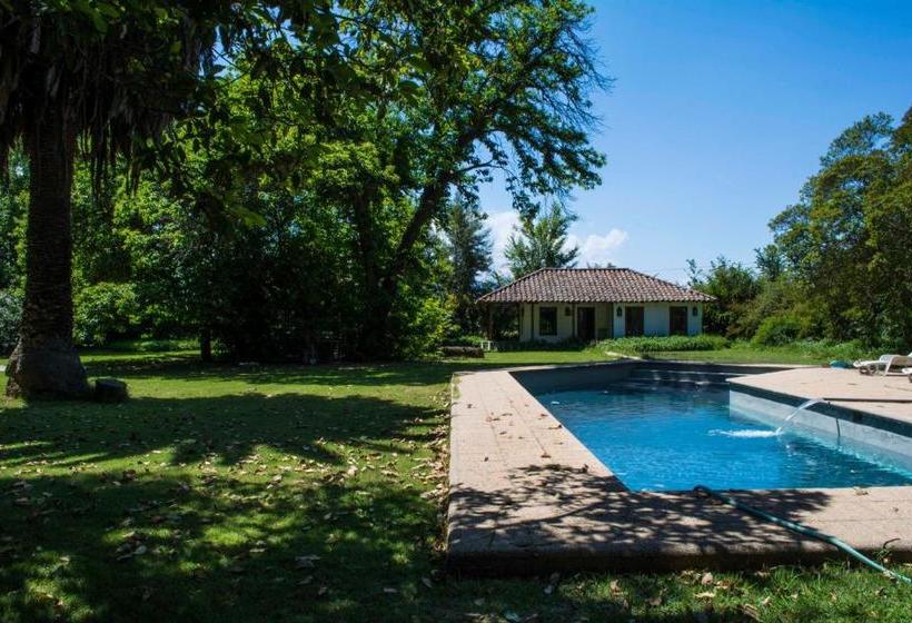 مبيت وإفطار Cruz De Triana