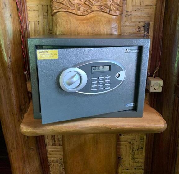 پانسیون Kupu Kupu Garden Guest House & Cafe