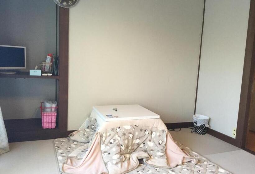 پانسیون Guesthouse Shell