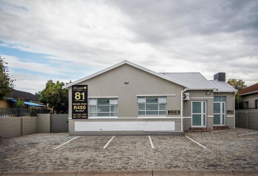 پانسیون Newtondale Self Catering