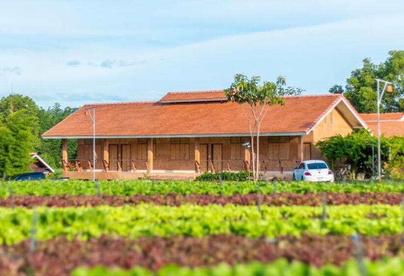 هتل Coolliving Farmhouse Organic