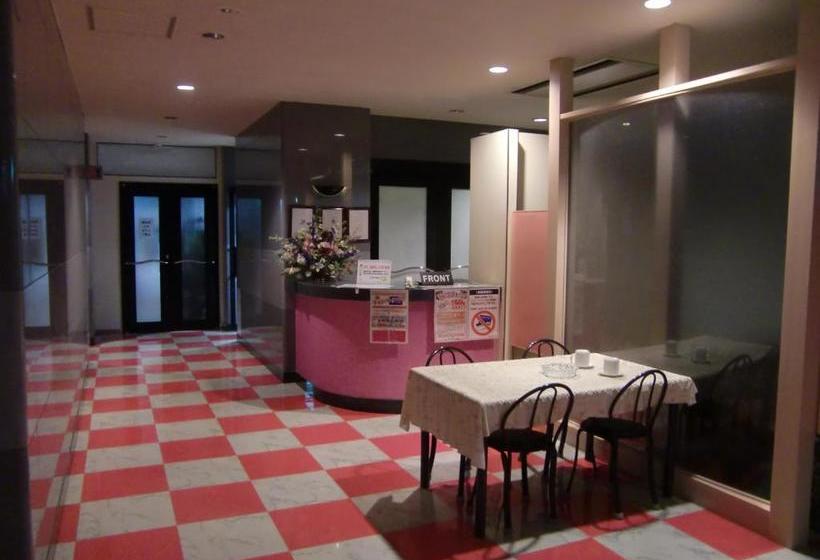 בית מלון כפרי Golf Nirasaki Inter