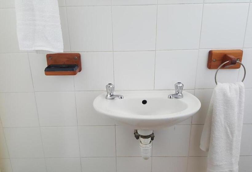 پانسیون Copperpot Guesthouse