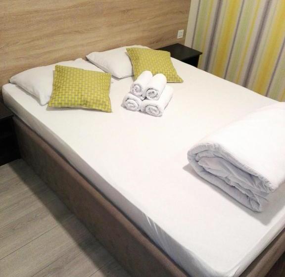 پانسیون Sleep&go Guest House