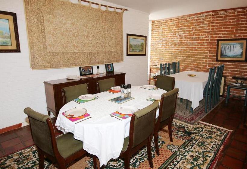 پانسیون Fleming Place