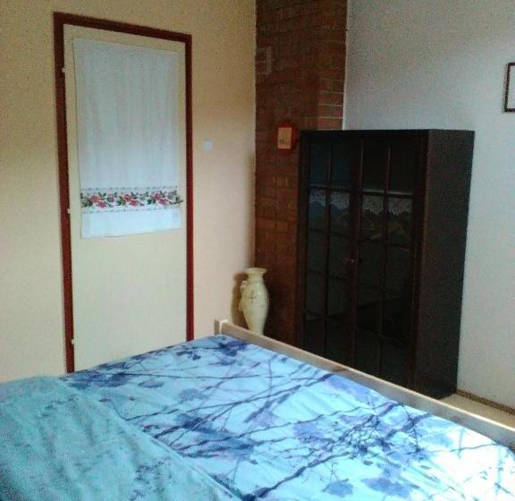 פנסיון Kútvölgy Vendégház