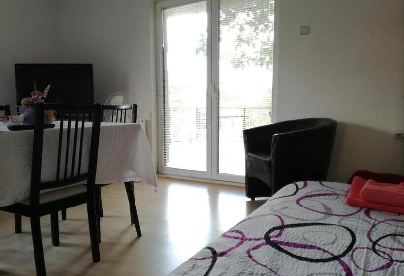 پانسیون Maslina Rooms