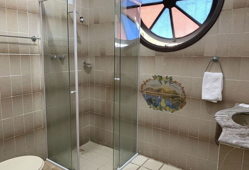 پانسیون Pousada Edelweiss