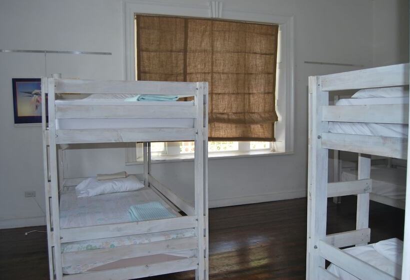 بنسيون Mobay Kotch   Hostel