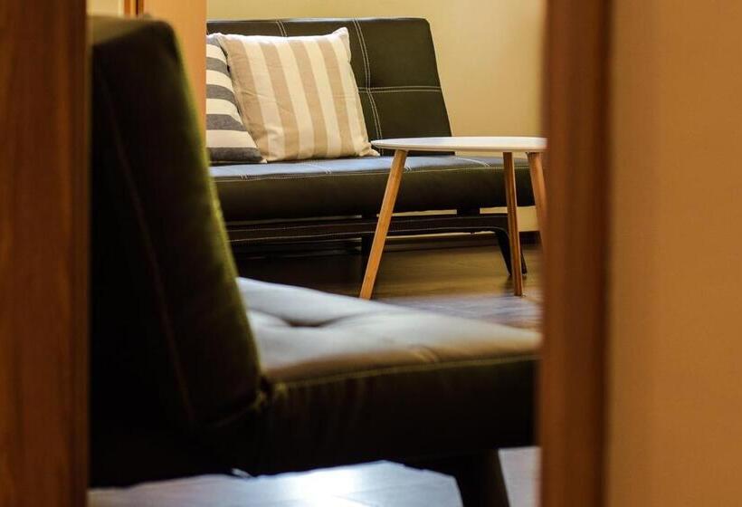 Accomo Apartmanház