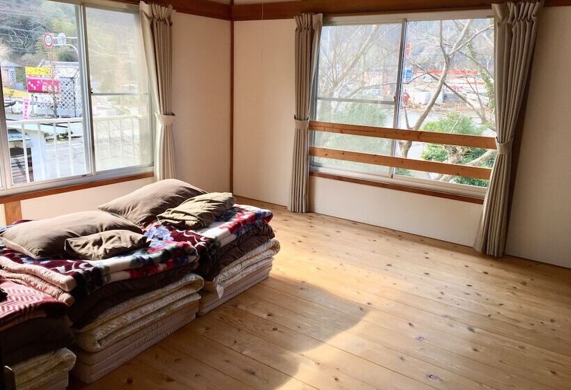 بنسيون Guest House Itokawa