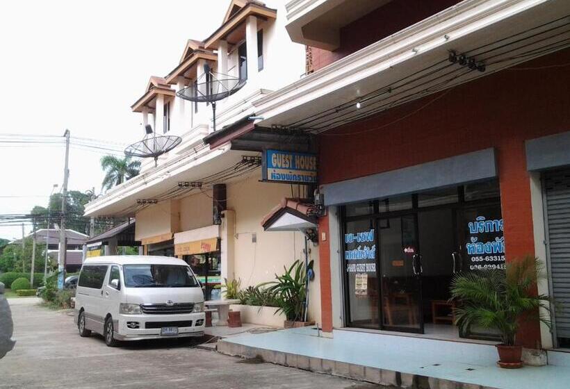 پانسیون J Safe Guesthouse