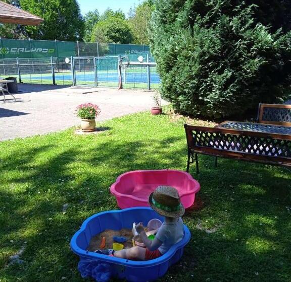 پانسیون Penzion Tcv Pardubice