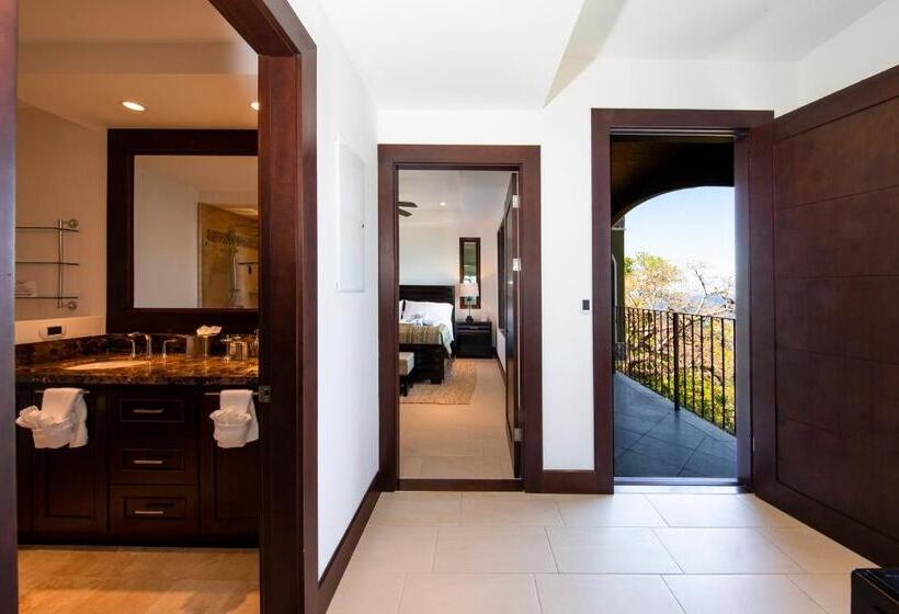 فندق 360 Splendor Del Pacifico Residences