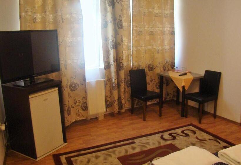 پانسیون Guest House Andrei