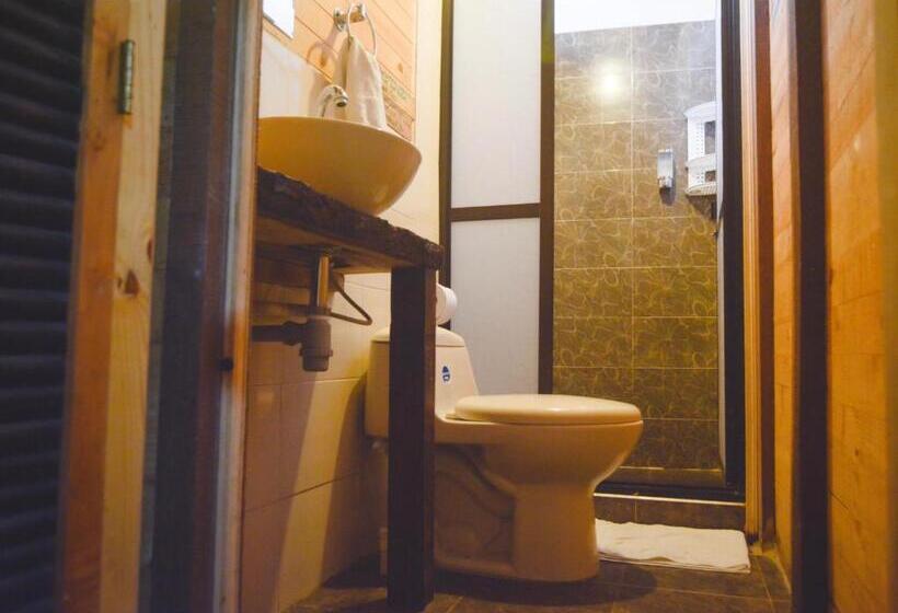 پانسیون Bella Flor Hostel Palomino