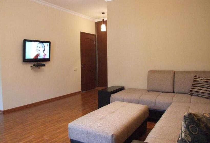 Пансион Centrale Guesthouse