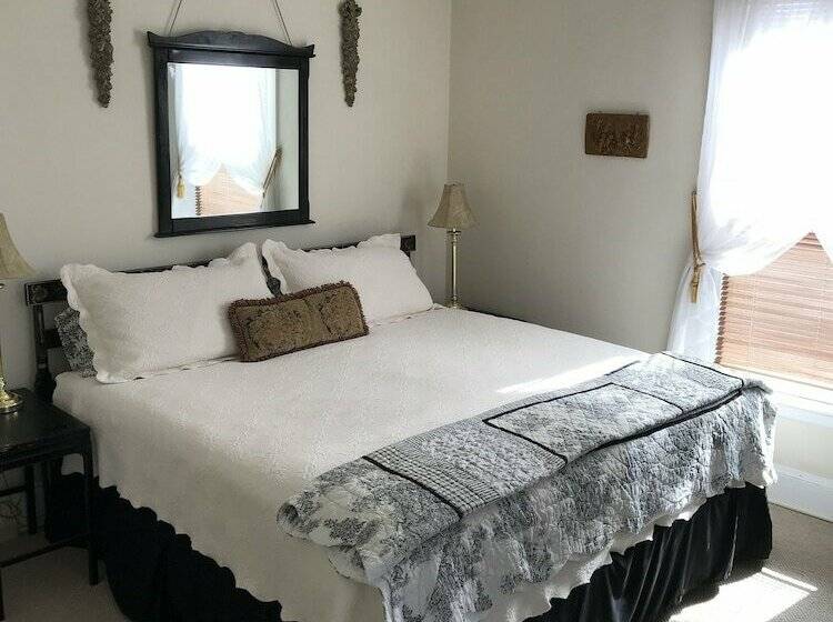 펜션 The Julietta House