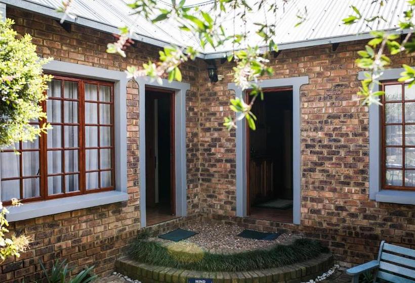 بنسيون Van Dykshuis Guest House