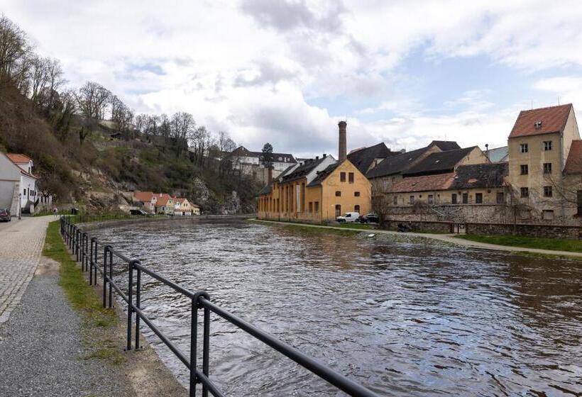 پانسیون Apartmány U Pavla