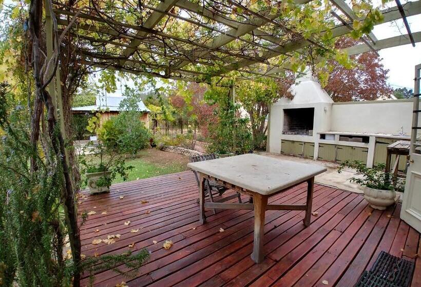 פנסיון Sons Of The King Guest House
