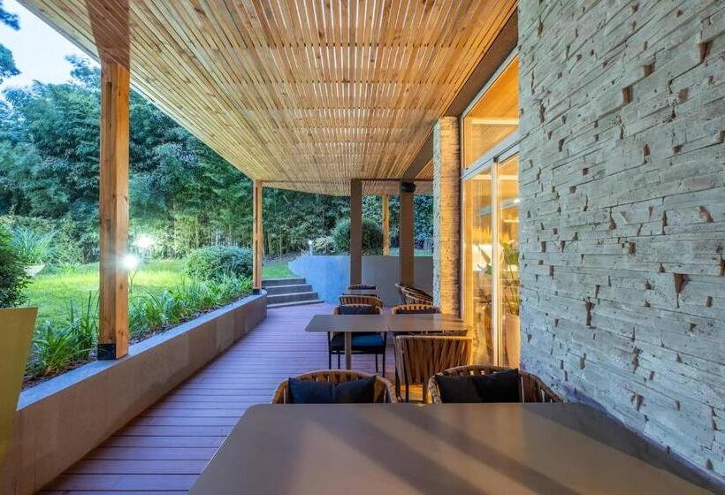 Suite House Carilo