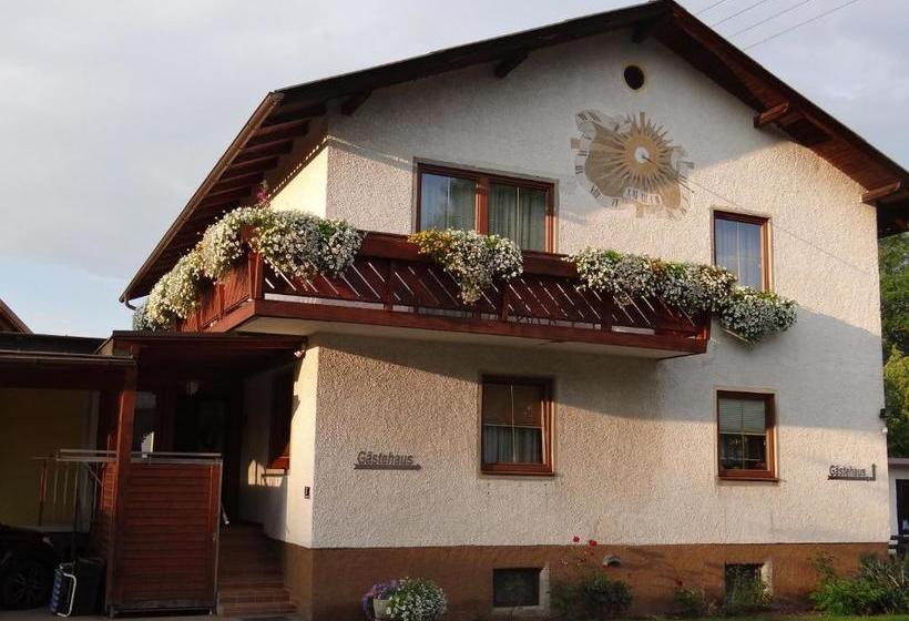 ユースホステル Gasthaus Zur Waldschenke