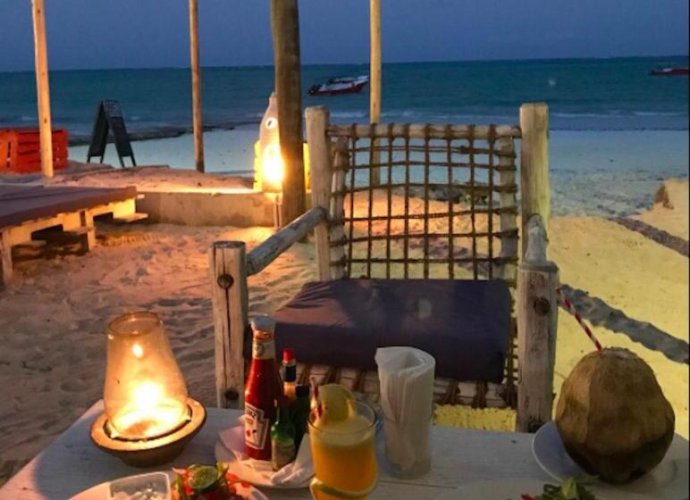 בית מלון כפרי Paje Beach Apartments &