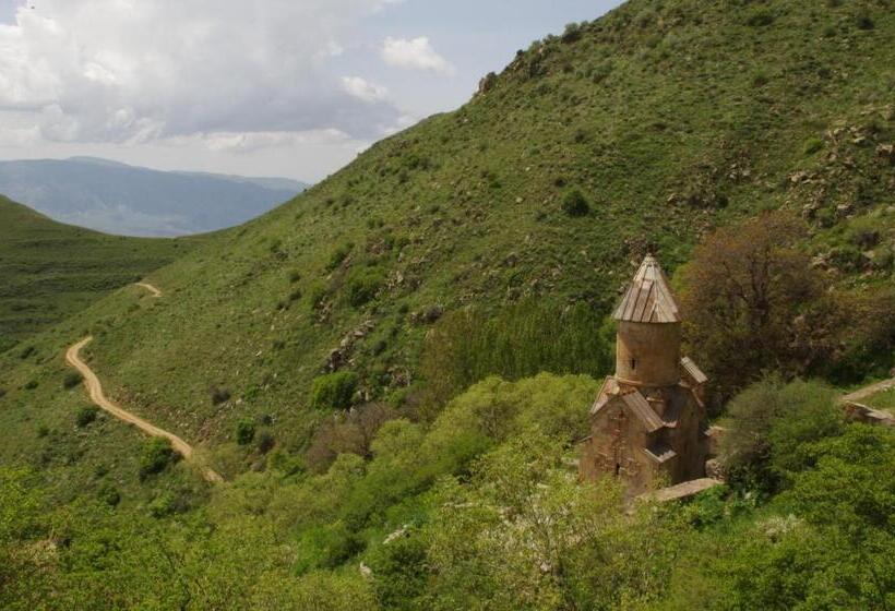 پانسیون Shushan Guest House