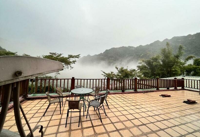 پانسیون Bo Zho Villa