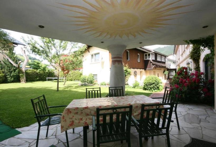 پانسیون Gästehaus Katharina