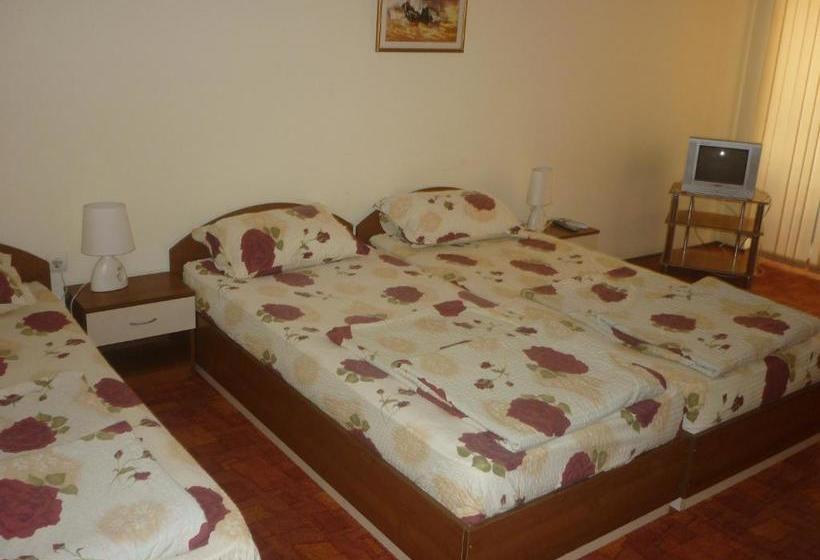 پانسیون Guest House Pri Valyo