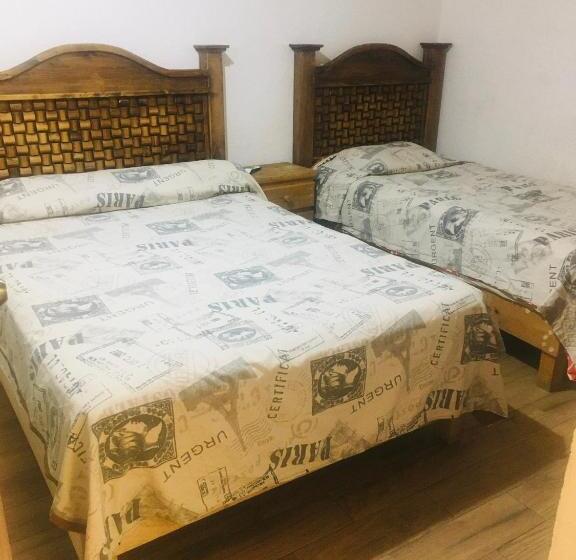 بنسيون Hostal Makea Pachuca