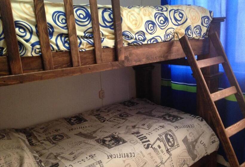 بنسيون Hostal Makea Pachuca