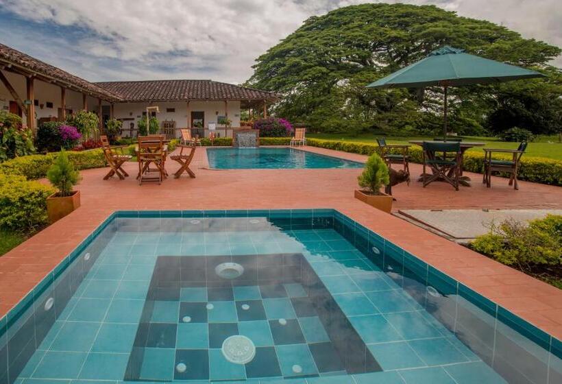 هتل Hacienda El Samán