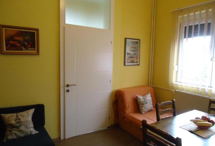 پانسیون Apartments Villa Svetlana